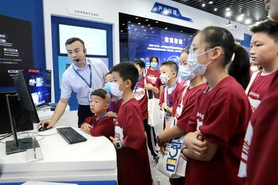 科創夢工廠 賦能創新的專業商務服務引擎